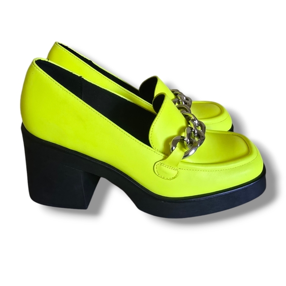 CALL IT SPRING Women's Noella Bright Green Chain Accent Vegan Platform Loafers - Picture 7 of 16